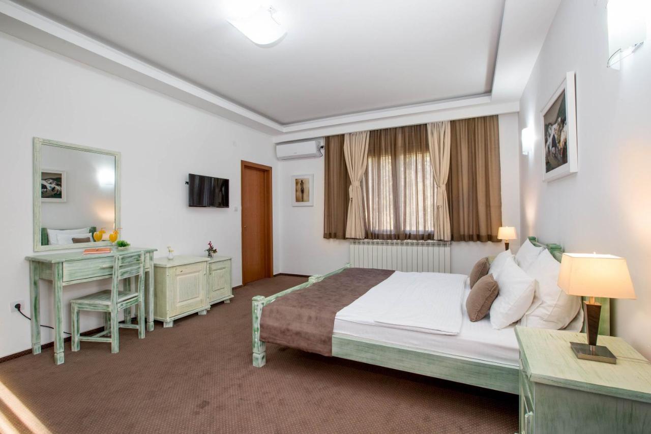Hotel Trim Nikšić Dış mekan fotoğraf